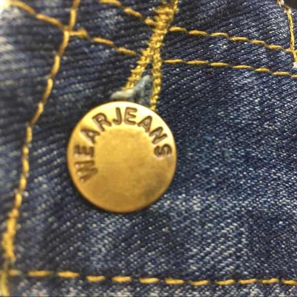 Distressed High Waisted Jean Shorts - Picture 6 of 7